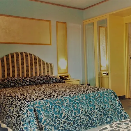 Nacalua شيتا سانت أنجيلو