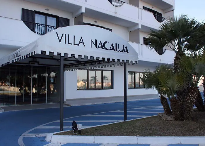 Hotel Nacalua 5*